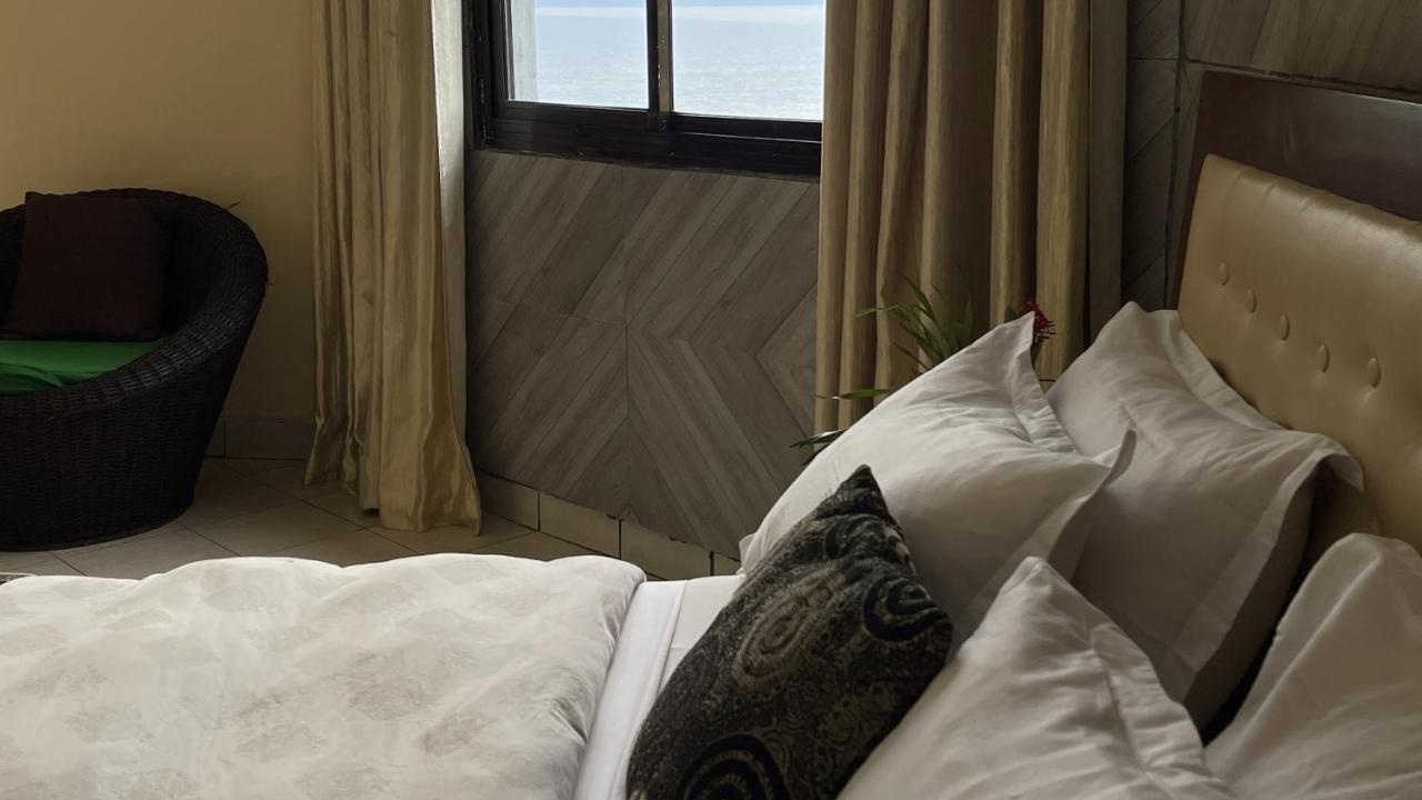 Hotel Les Polygones 크리비 외부 사진