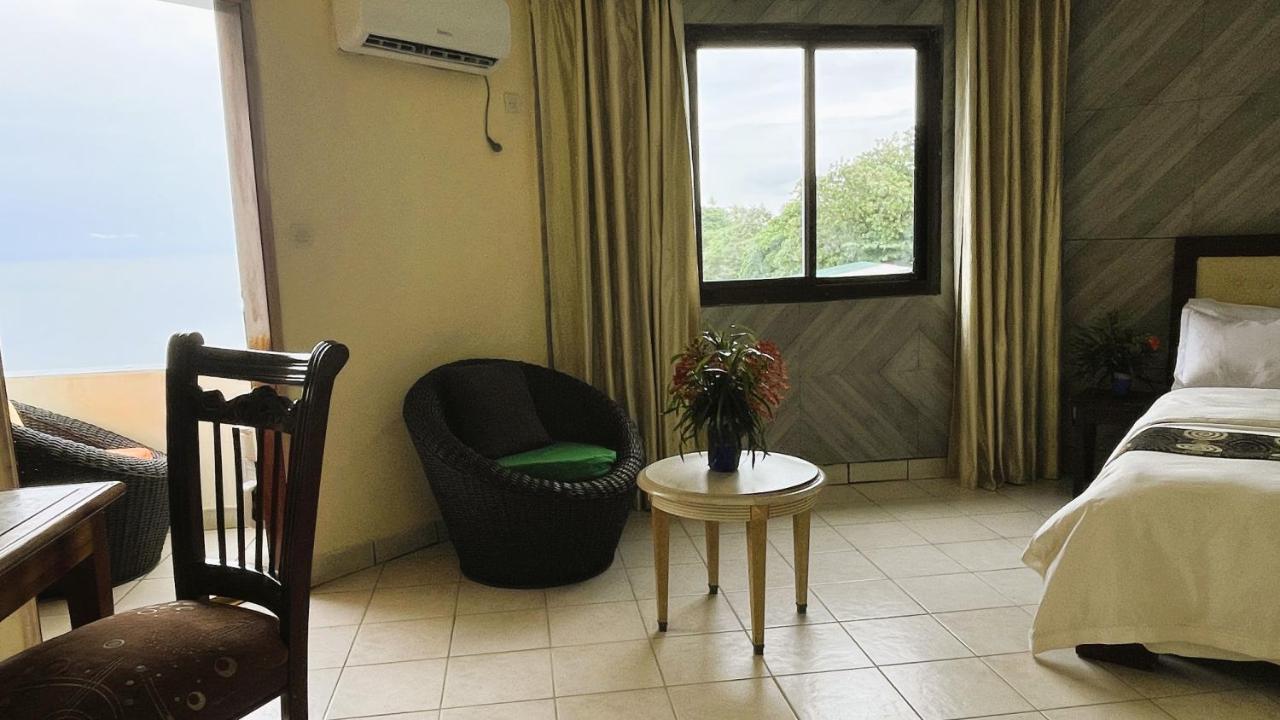 Hotel Les Polygones 크리비 외부 사진